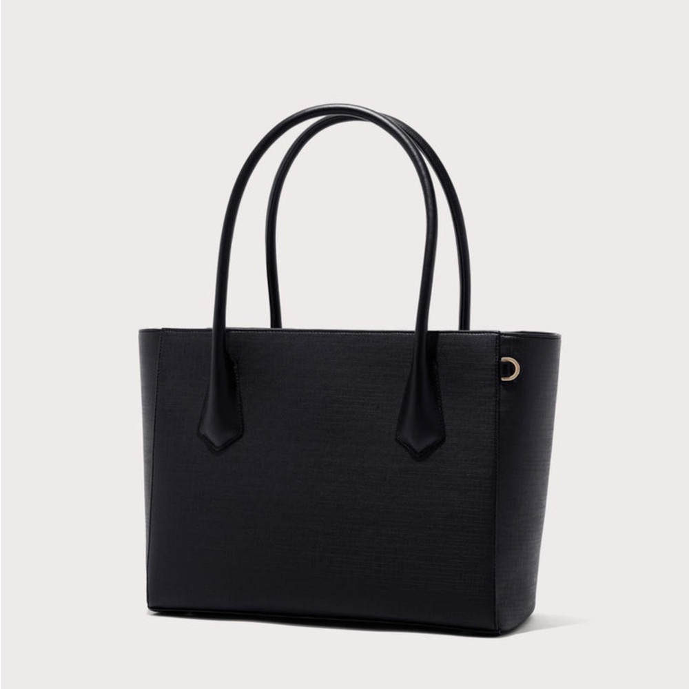 Dagne Dover -the signature tote
